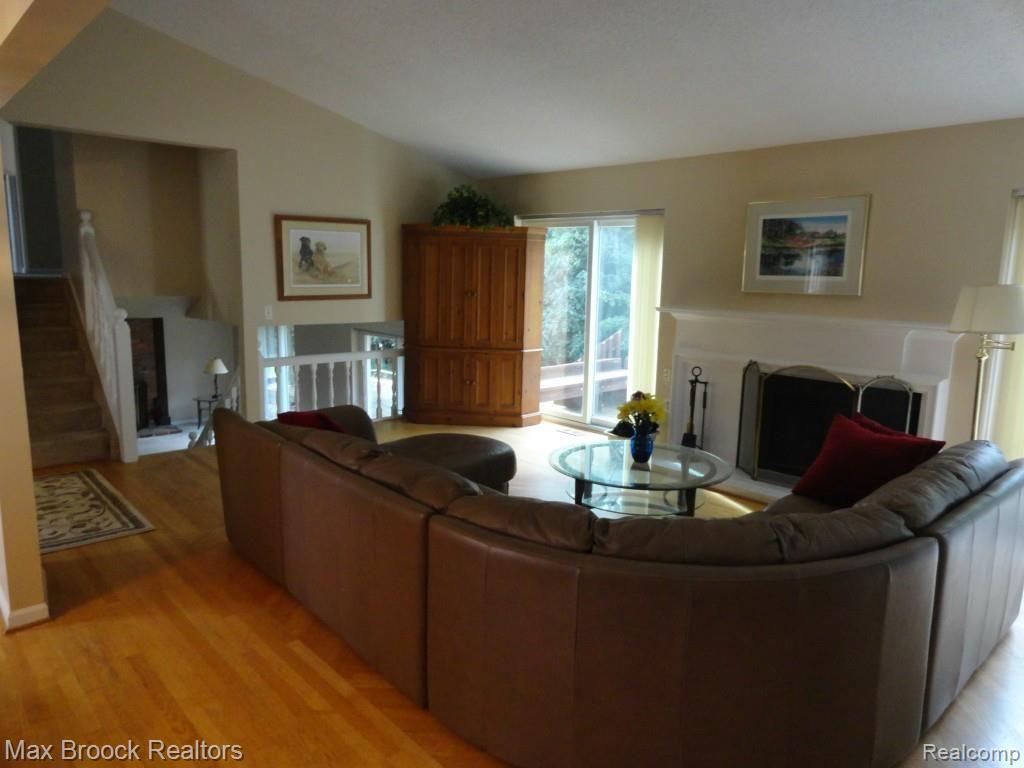 2071 North Fairview Lane Rochester Hills, MI 48306 - Photo 18 of 40