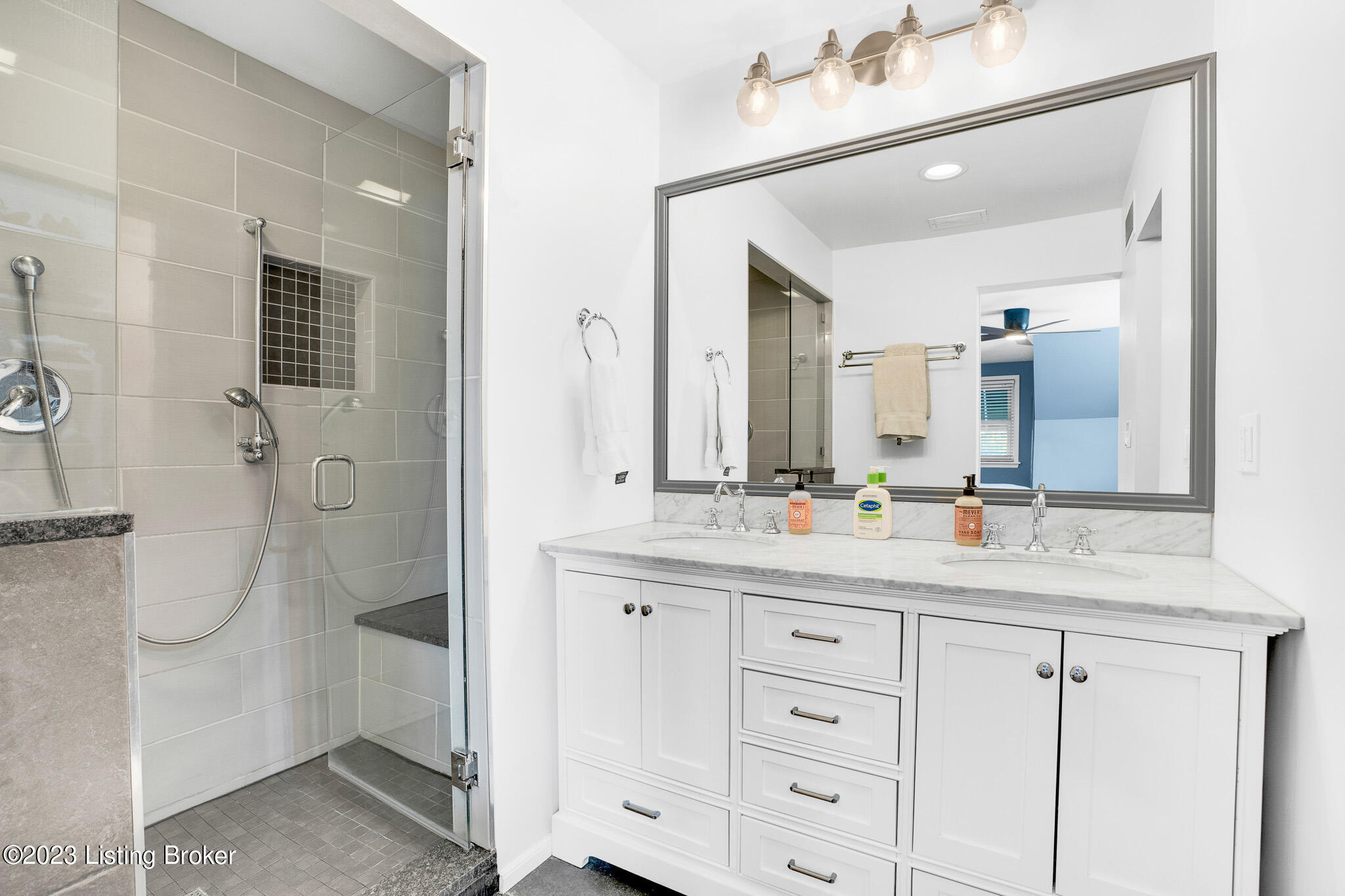 6604 Tottenham Road Louisville, KY 40207 - Photo 26 of 60 DSC02673