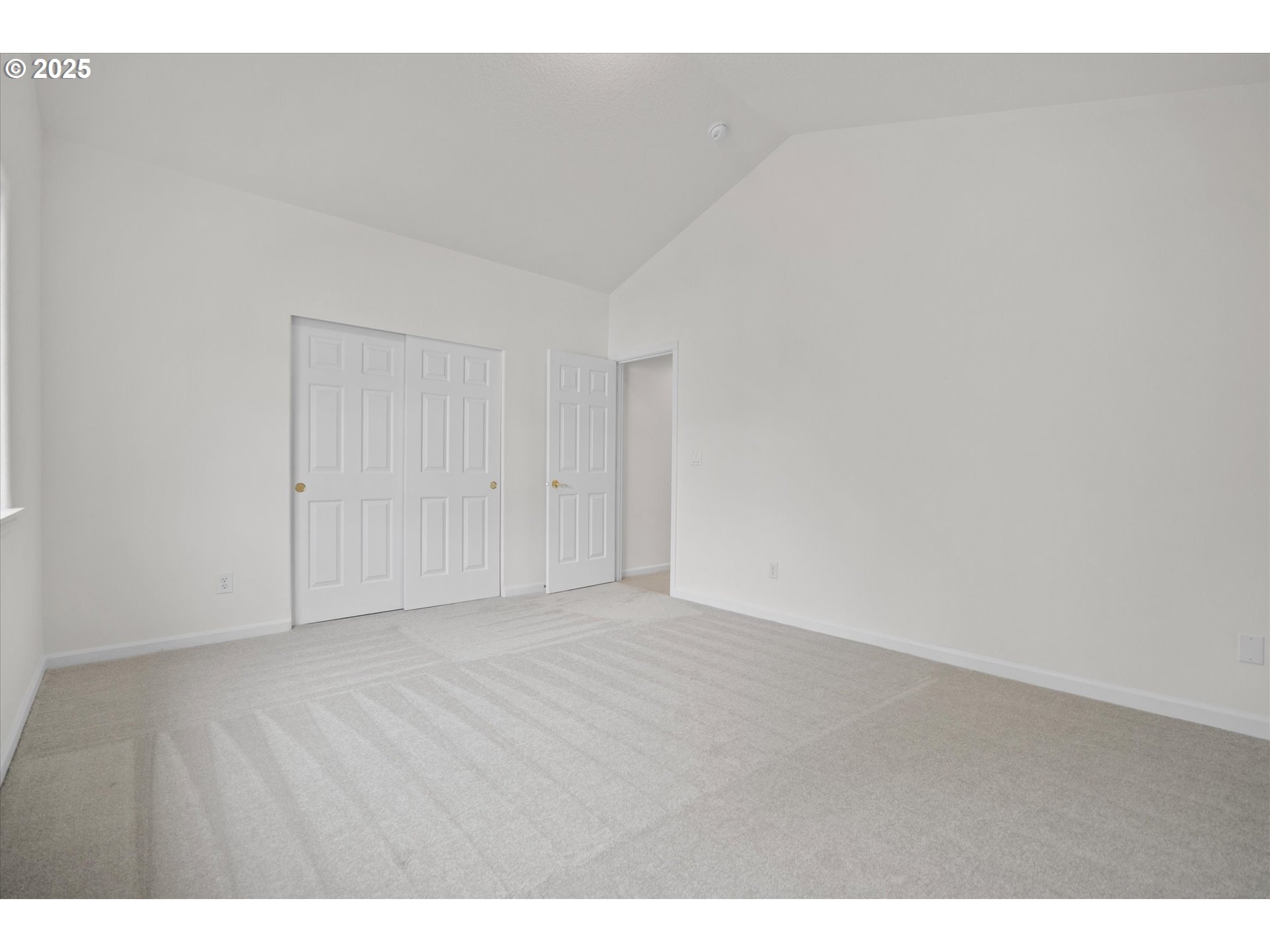 12262 Southwest 114th Terrace Portland, OR 97223 - Photo 32 of 41 a view of an empty room