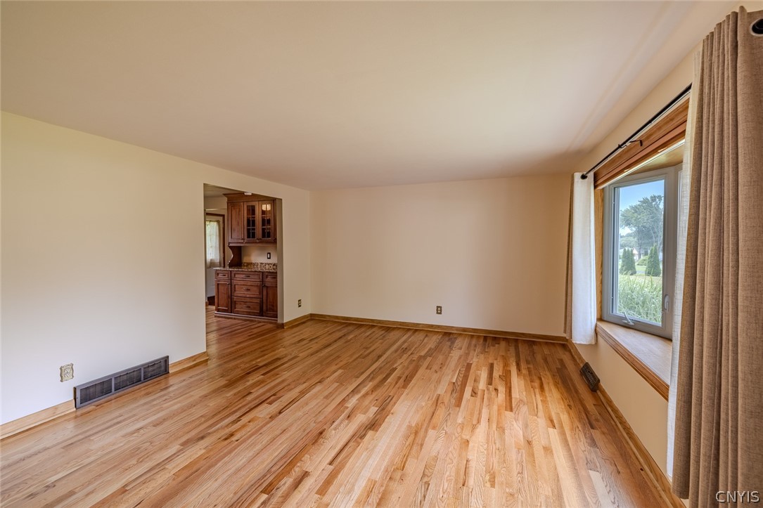 7640 Merritt Drive Lysander, NY 13027 - Photo 7 of 50