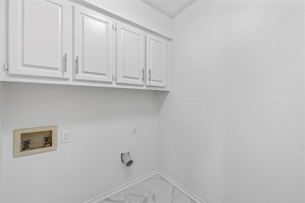 4013 St Christopher Lane Dallas, TX 75287 - Photo 14 of 22