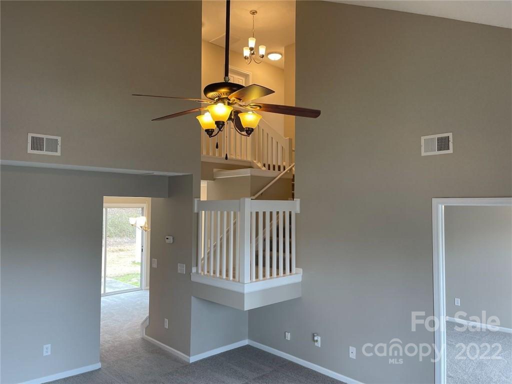 10522 Broken Branch Road Charlotte, NC 28213 - Photo 2 of 14 Gallery Image 2