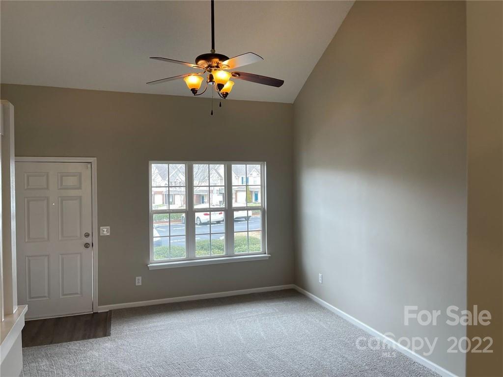 10522 Broken Branch Road Charlotte, NC 28213 - Photo 4 of 14 Gallery Image 4