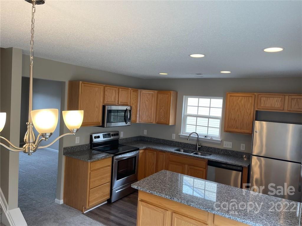 10522 Broken Branch Road Charlotte, NC 28213 - Photo 10 of 14 Gallery Image 10