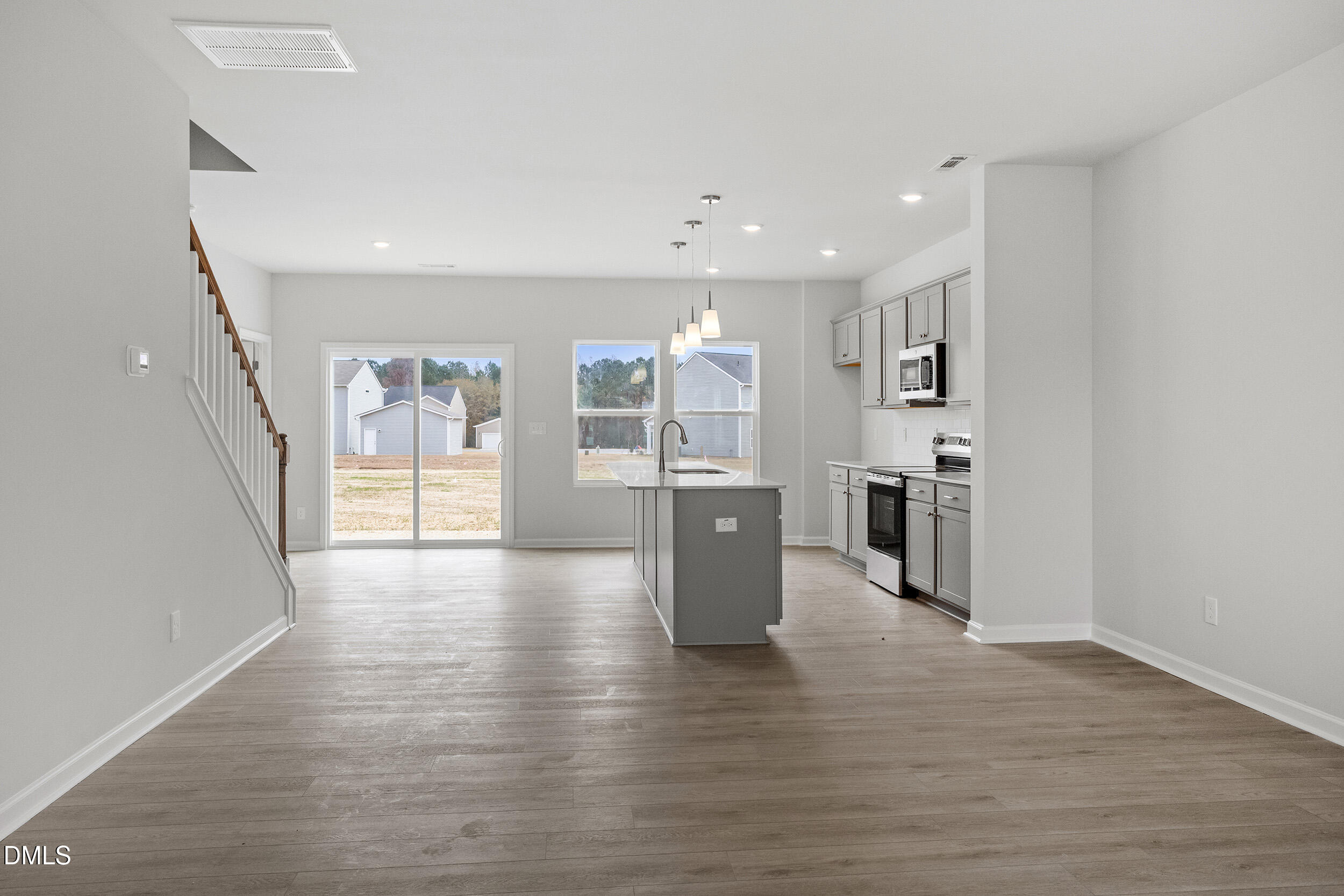 79 Osgood Street Angier, NC 27501 - Photo 3 of 26 FMWeb02