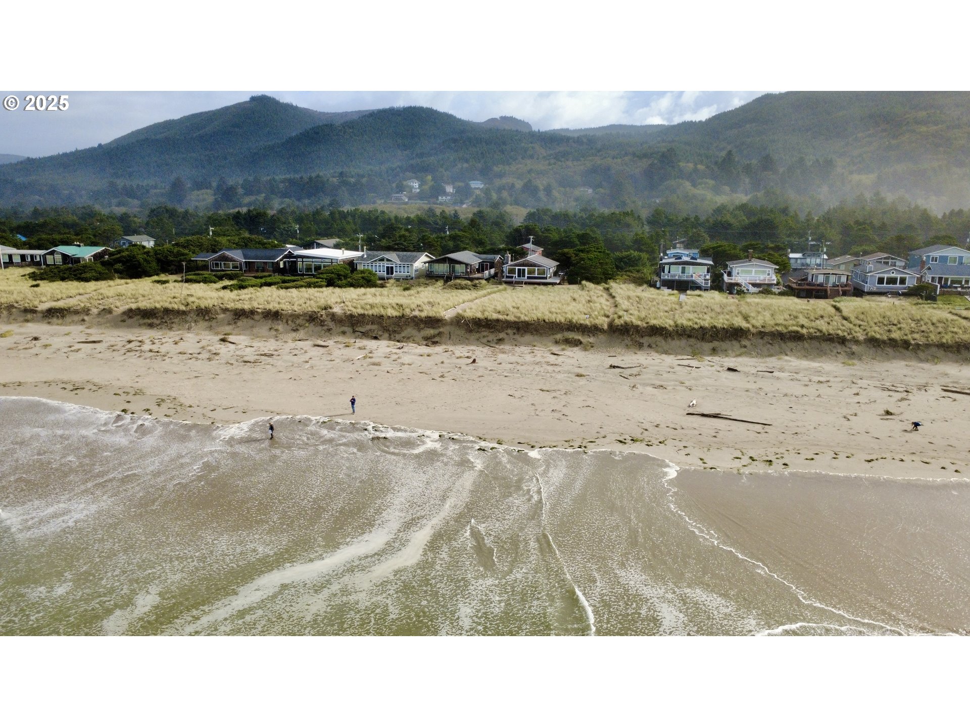 8 Nedonna Avenue Rockaway Beach, OR 97136 - Photo 6 of 9