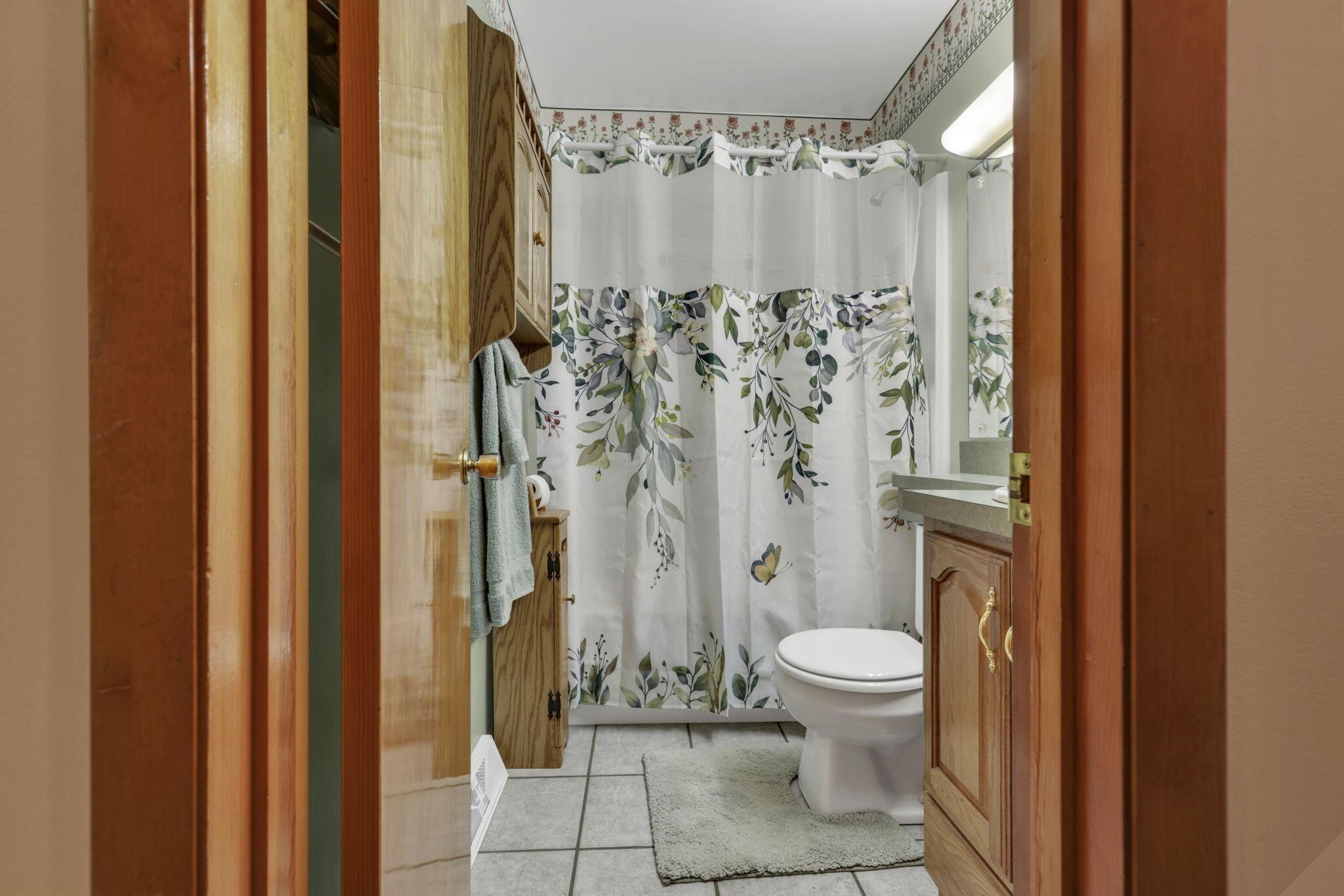 1996 Borror Road Grove City, OH 43123 - Photo 38 of 54 28-web-or-mls-IMG_1092