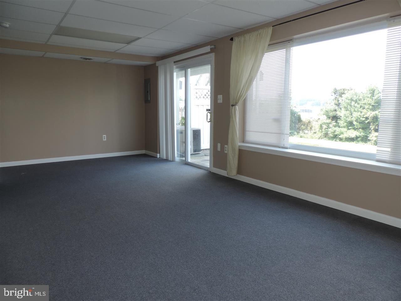 2871 Robin Road York, PA 17404 - Photo 12 of 19 Gallery Image 12