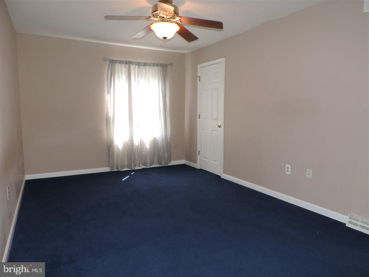 2871 Robin Road York, PA 17404 - Photo 15 of 19 Gallery Image 15