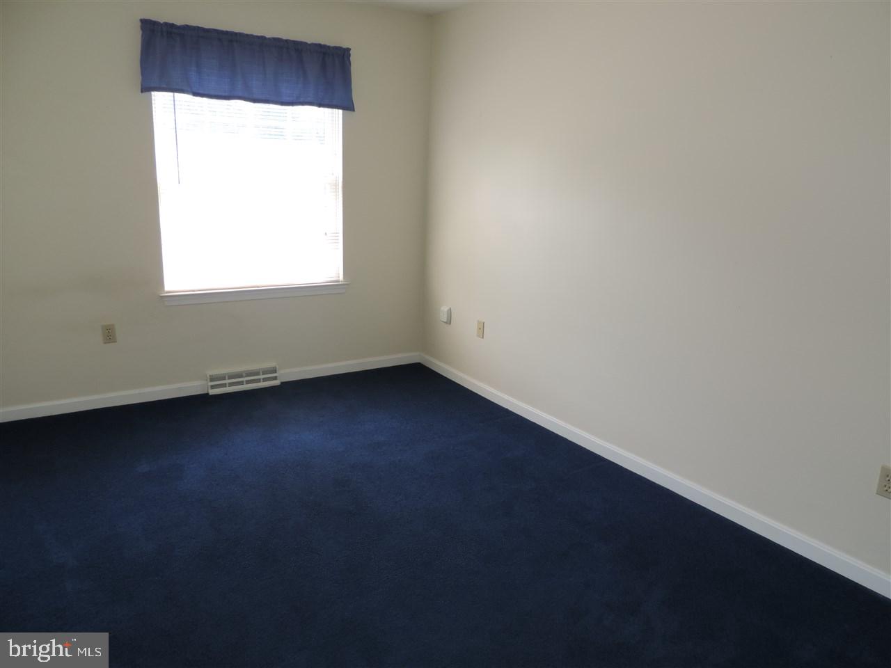 2871 Robin Road York, PA 17404 - Photo 17 of 19 Gallery Image 17
