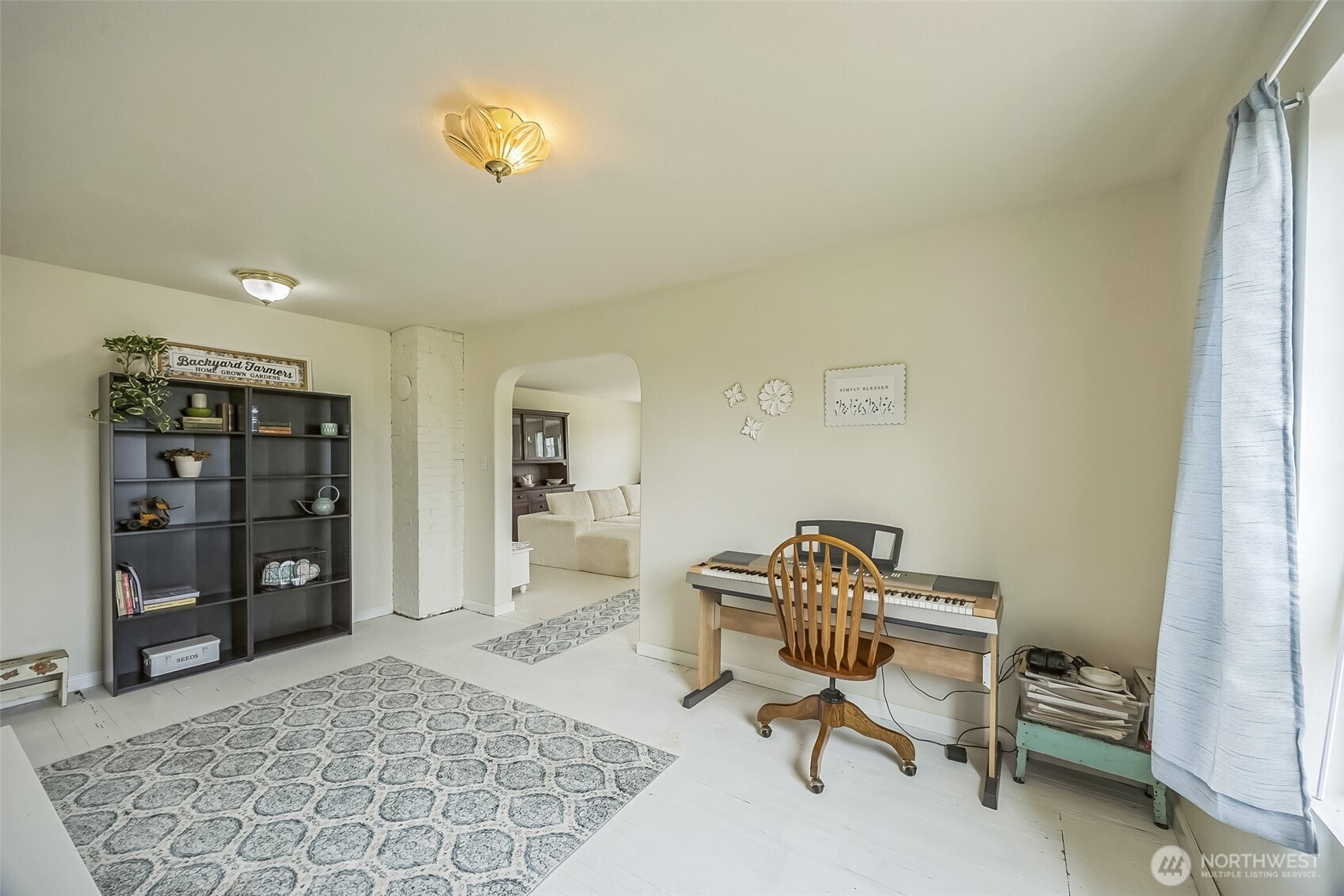 143 Mauerman Road Chehalis, WA 98532 - Photo 16 of 31 a view of a workspace with furniture and closet