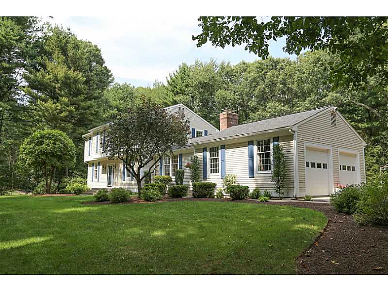 960 High Hawk Road East Greenwich, RI 02818 - Photo 1 of 25 Exterior Front.