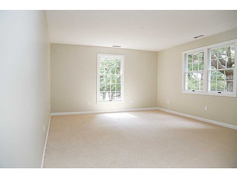 960 High Hawk Road East Greenwich, RI 02818 - Photo 14 of 25 Master Bedroom.