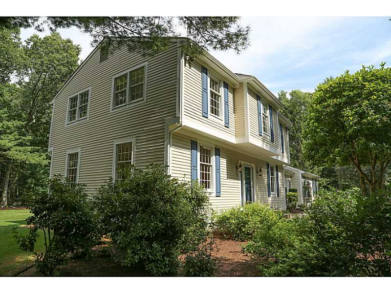 960 High Hawk Road East Greenwich, RI 02818 - Photo 2 of 25 Exterior Front.
