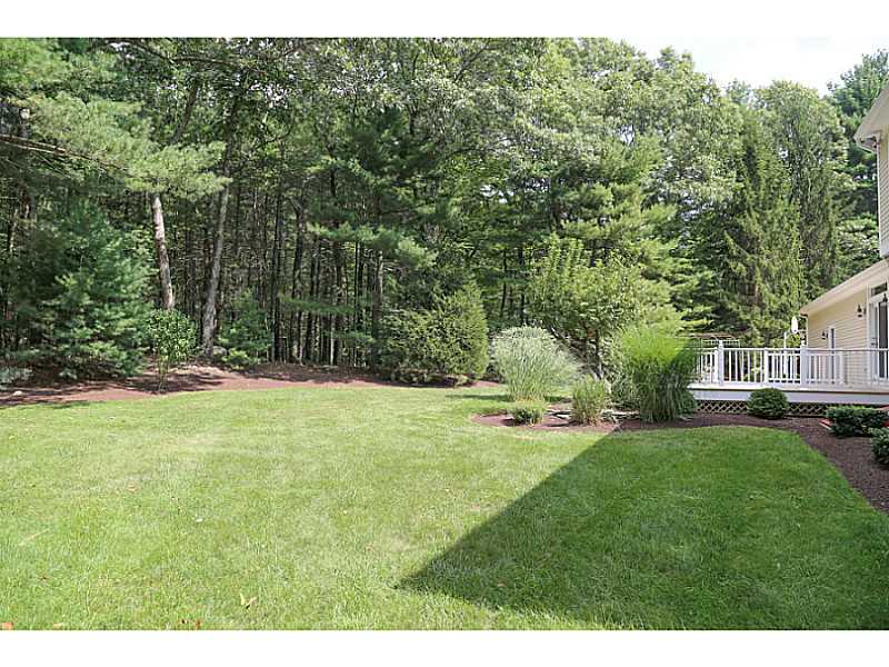 960 High Hawk Road East Greenwich, RI 02818 - Photo 25 of 25 Yard/Garden.