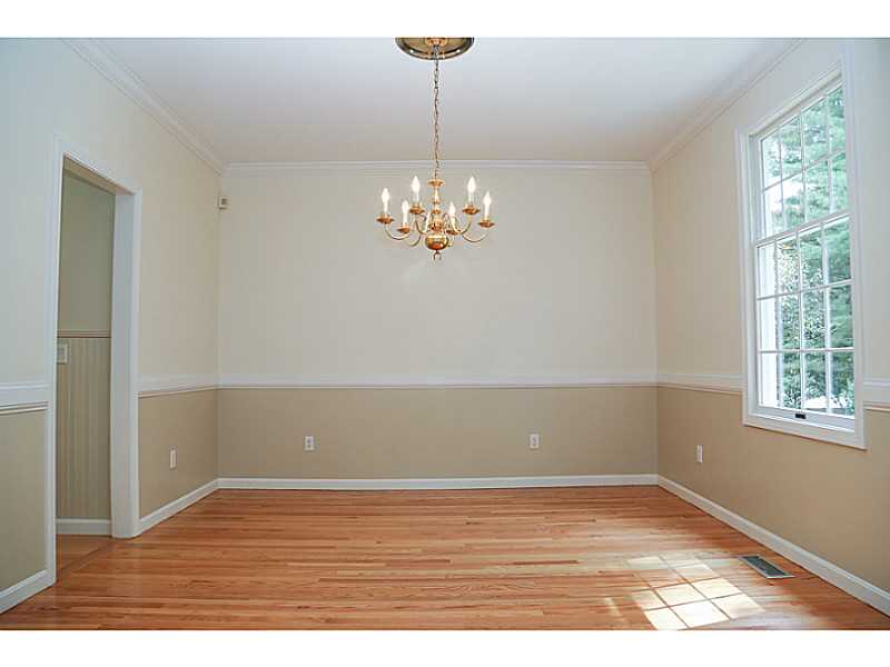 960 High Hawk Road East Greenwich, RI 02818 - Photo 9 of 25 Dining Room.