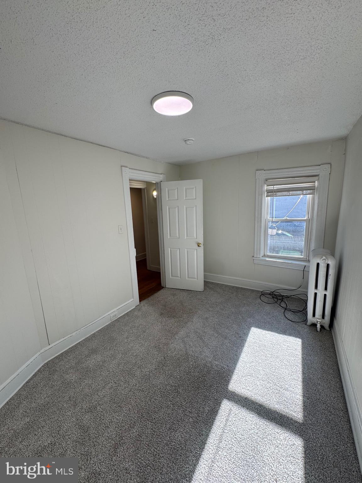 646 1st Street Lancaster, PA 17603 - Photo 15 of 25 an empty room with windows