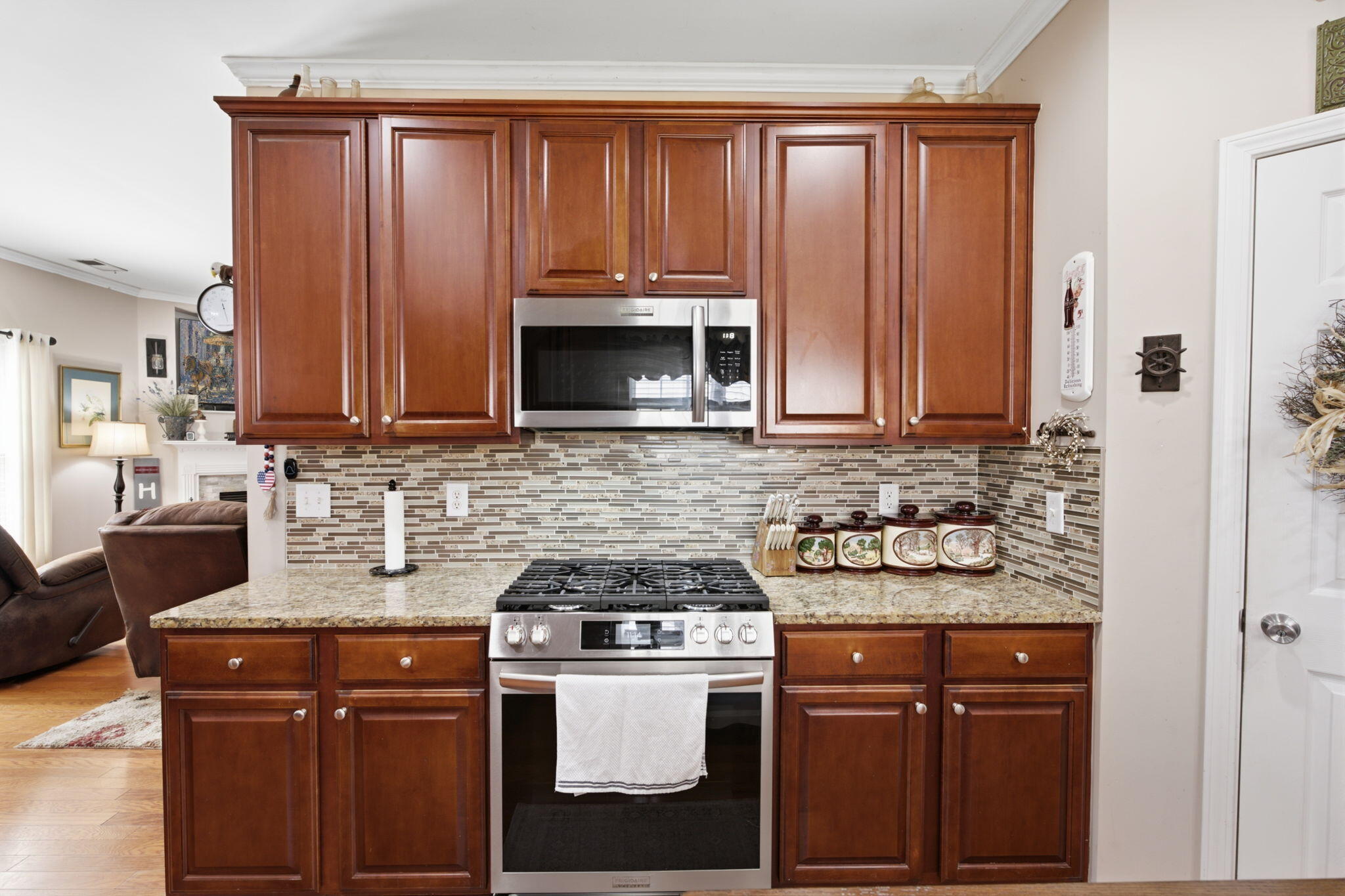 128 Charlesfort Way Moncks Corner, SC 29461 - Photo 14 of 65 Stove
