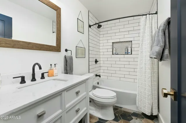 $5,500 | 1152 East Malibu Drive, Tempe, AZ 85282