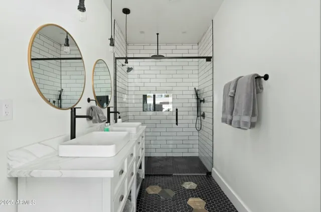 $5,500 | 1152 East Malibu Drive, Tempe, AZ 85282