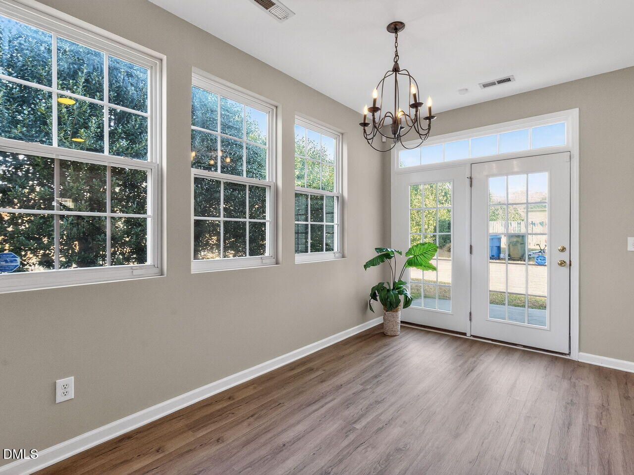 2620 Quarry Springs Road Raleigh, NC 27610 - Photo 11 of 29 Dining