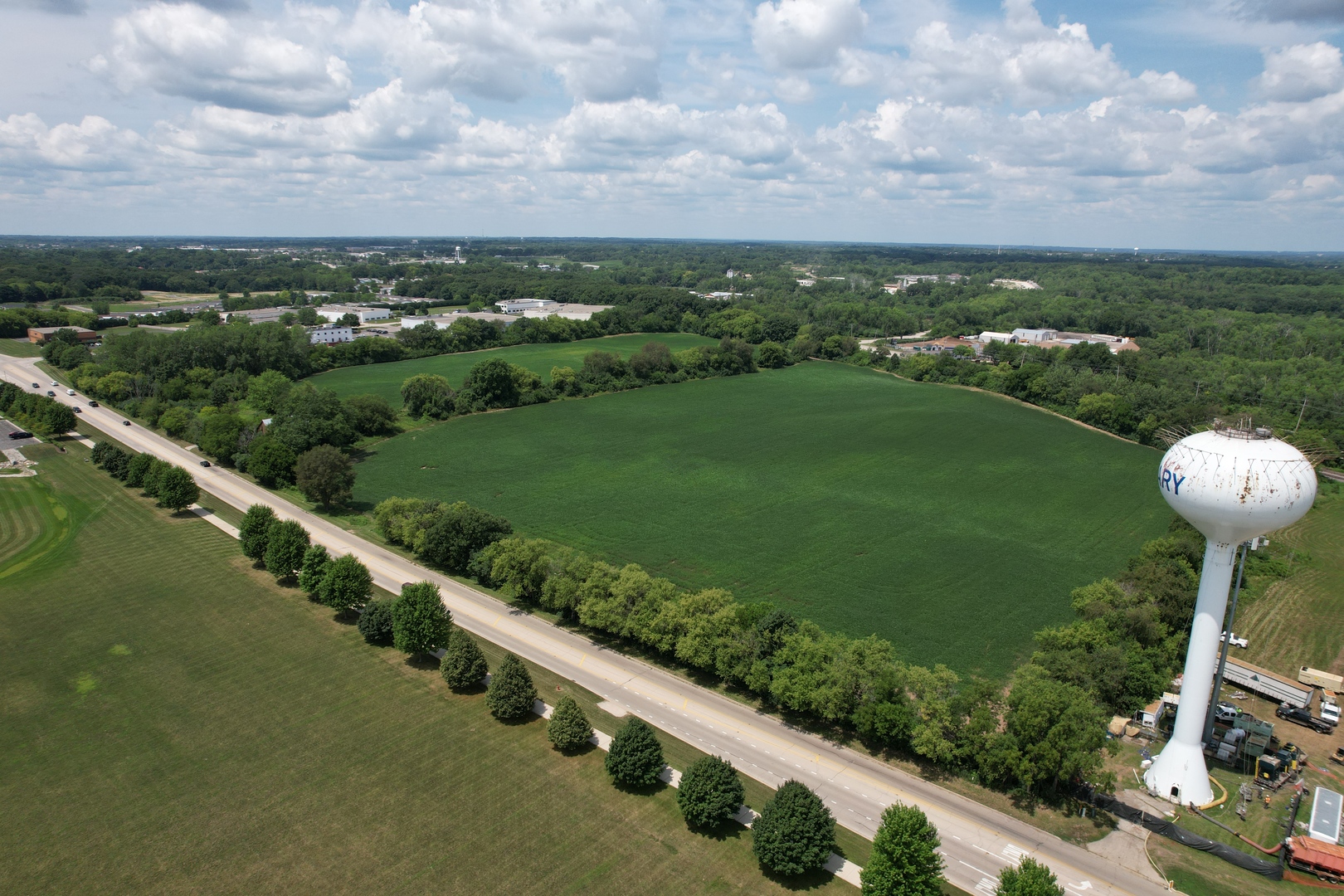 3712 Three Oaks Road Cary, IL 60013 - Photo 4 of 13 a view of a city and lake