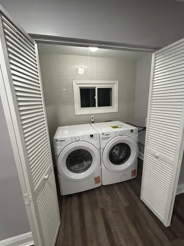 $390,000 | 616 Parkside Circle, Streamwood, IL 60107