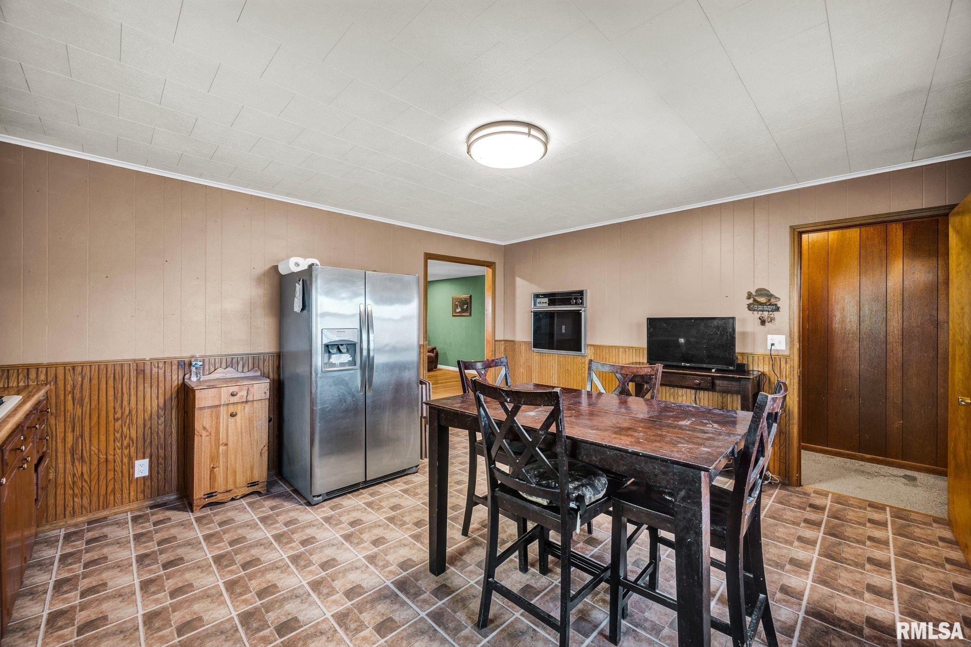 22588 North Creek Road Canton, IL 61520 - Photo 8 of 50