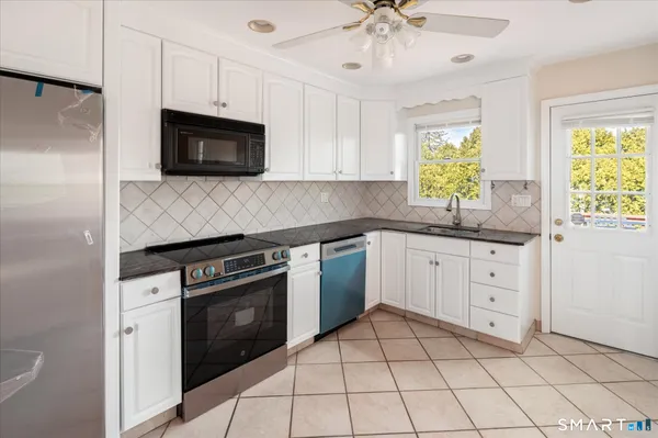 $6,400 | 48 Lanell Drive, Stamford, CT 06902