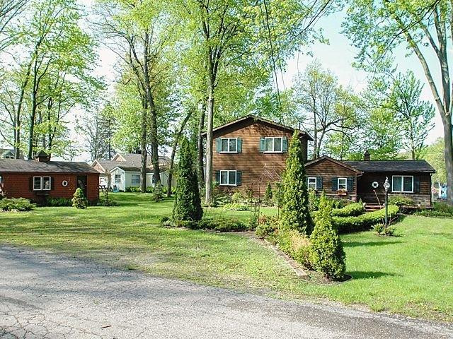 10110 Imus Road Pinckney, MI 48169 - Photo 3 of 26 Photo 3