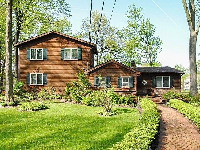 10110 Imus Road Pinckney, MI 48169 - Photo 4 of 26 Photo 4