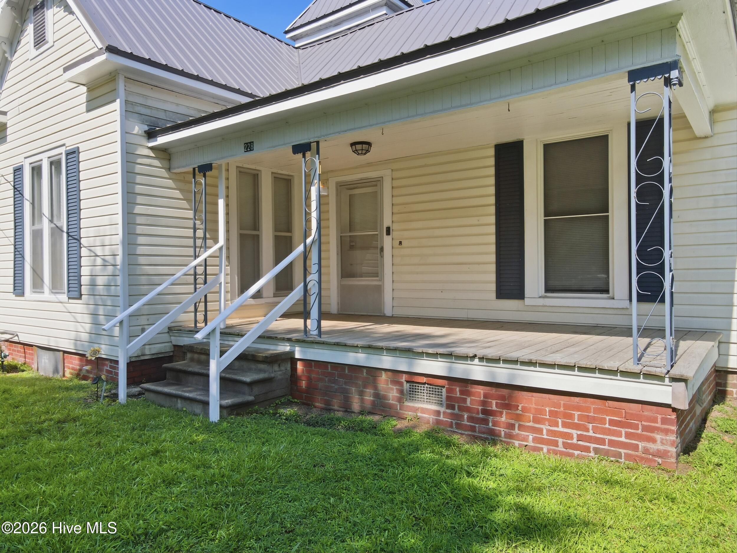 228 Main Street Edward, NC 27821 - Photo 2 of 44