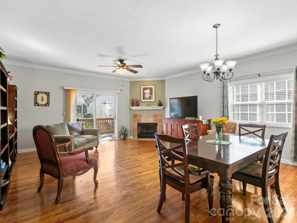 $525,000 | 25 Old Pasture Way, Hendersonville, NC 28739