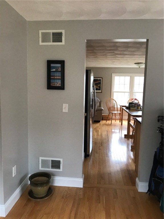 221 Stony Fort Road Exeter, RI 02892 - Photo 4 of 31