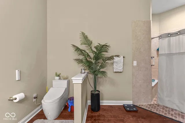 $925,000 | 7211 Bellini Lane, Indianapolis, IN 46259