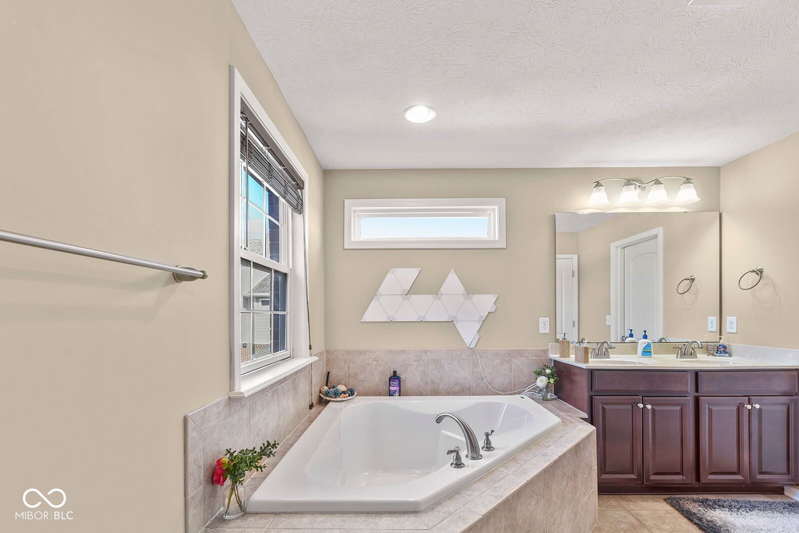 7211 Bellini Lane Indianapolis, IN 46259 - Photo 29 of 48