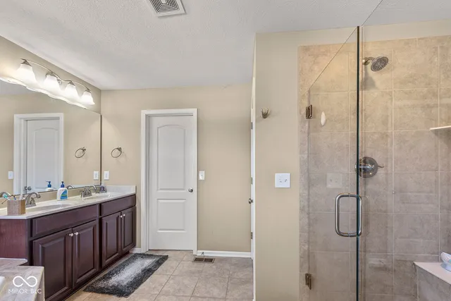 $925,000 | 7211 Bellini Lane, Indianapolis, IN 46259