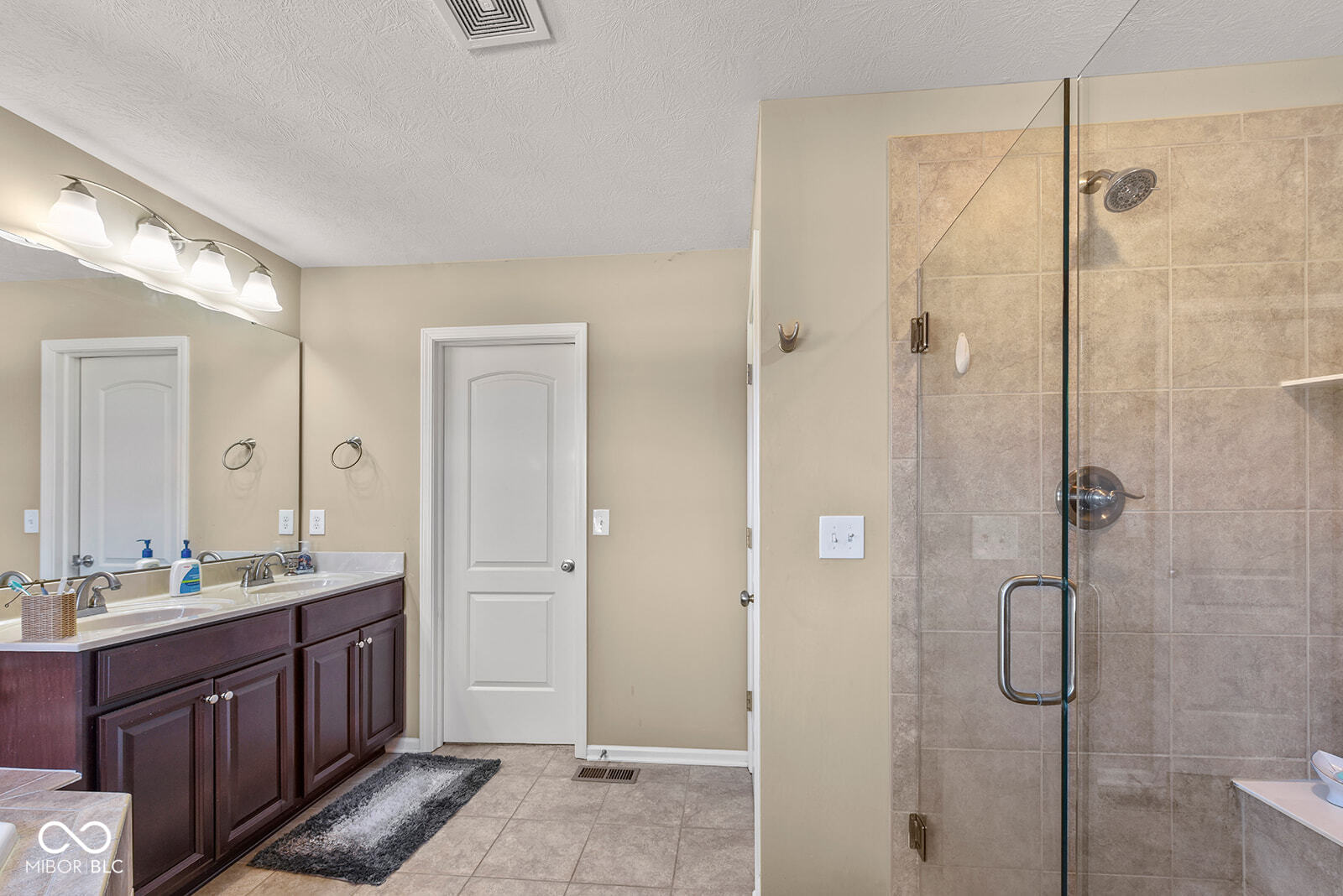 7211 Bellini Lane Indianapolis, IN 46259 - Photo 30 of 48