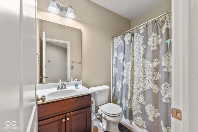 $925,000 | 7211 Bellini Lane, Indianapolis, IN 46259