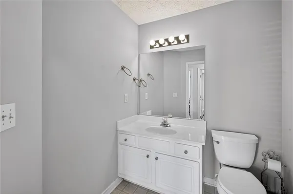 $450,000 | 2360 Taylor Pointe Way, Dacula, GA 30019