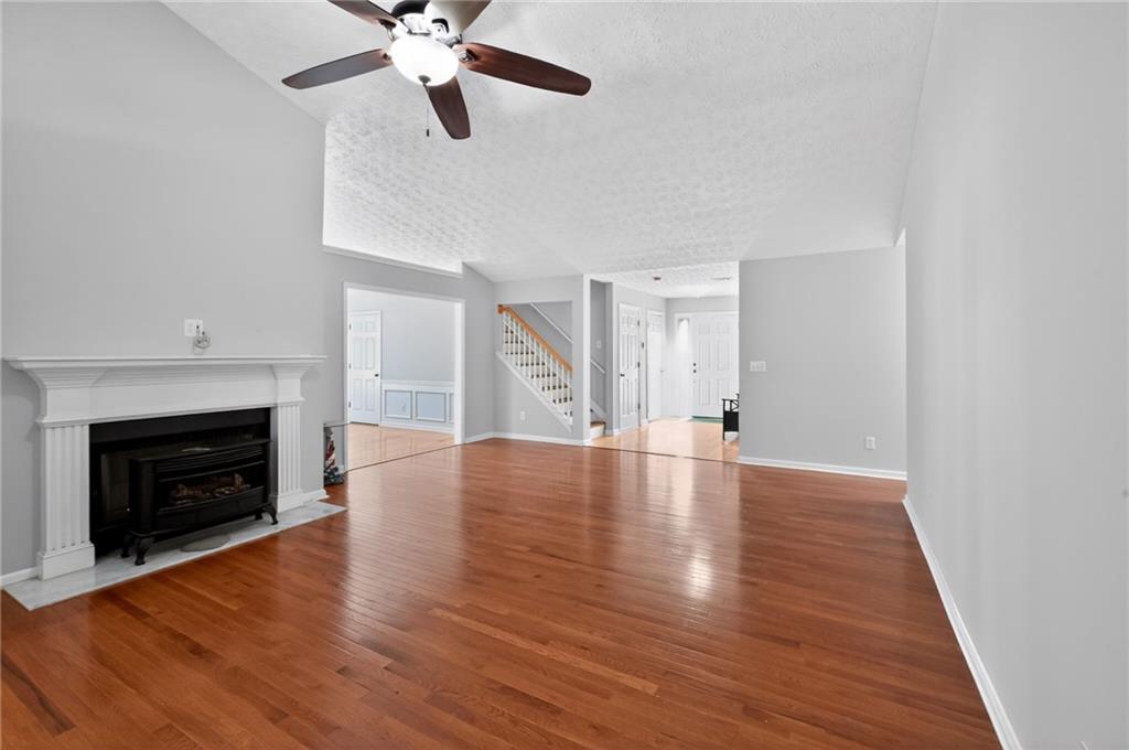 2360 Taylor Pointe Way Dacula, GA 30019 - Photo 4 of 30