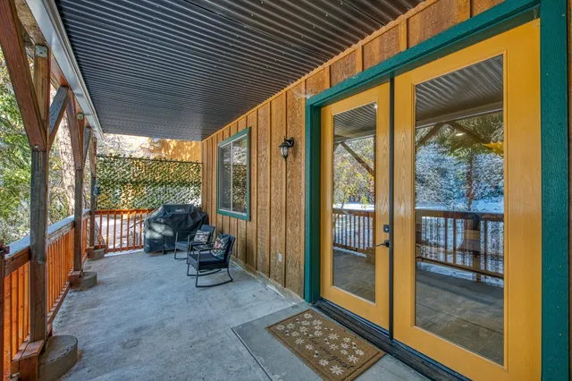 $629,000 | 40862 Village Pass Lane, Shaver Lake, CA 93664