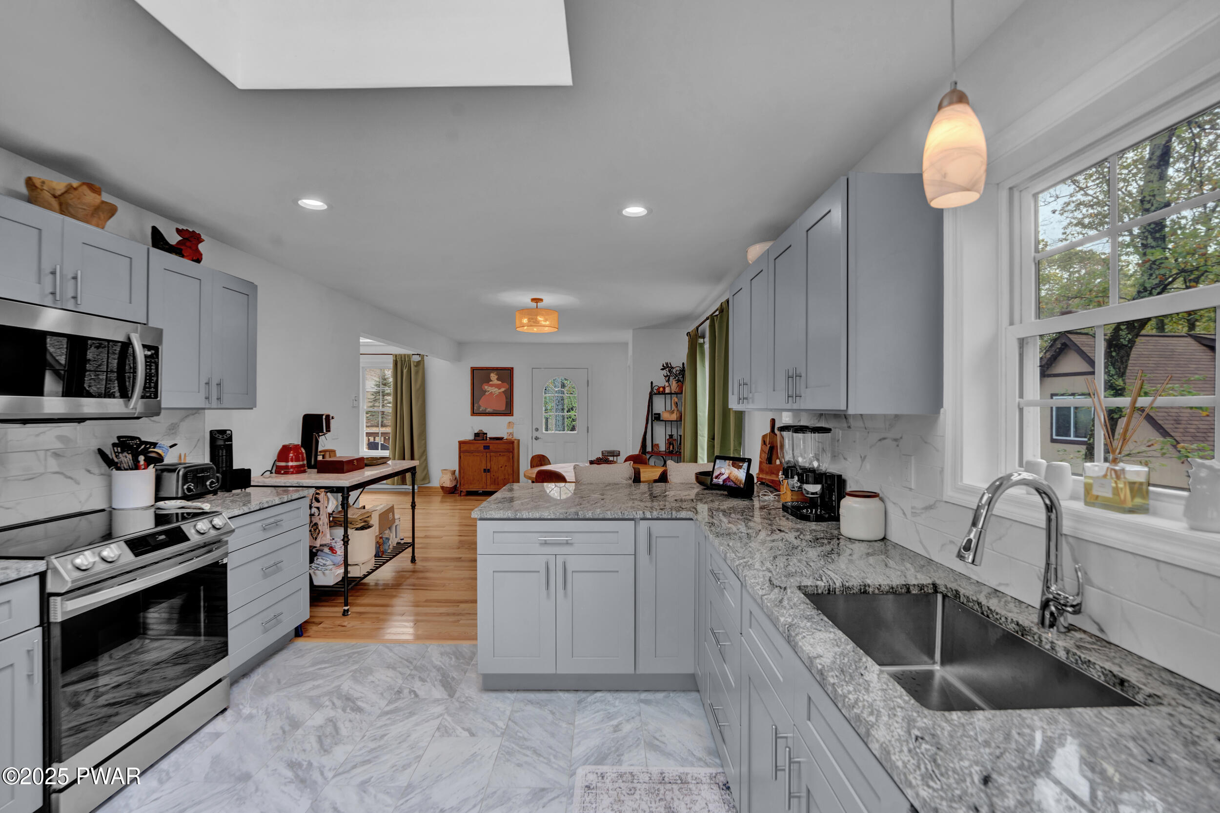 1115 Mustang Road Lake Ariel, PA 18436 - Photo 14 of 78