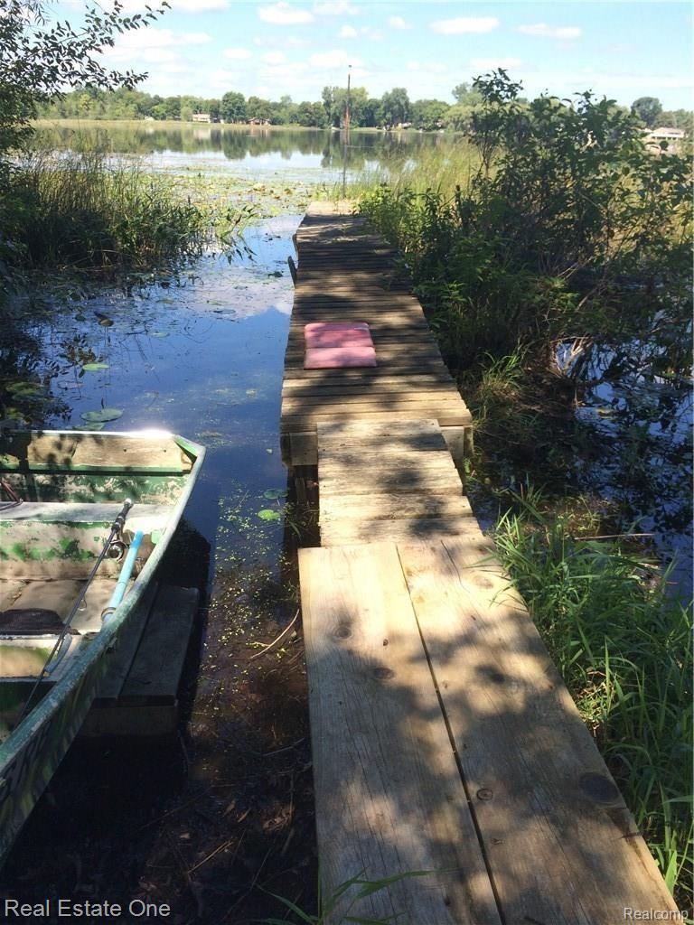2614 Judah Road Lake Orion, MI 48359 - Photo 15 of 41 Private Dock