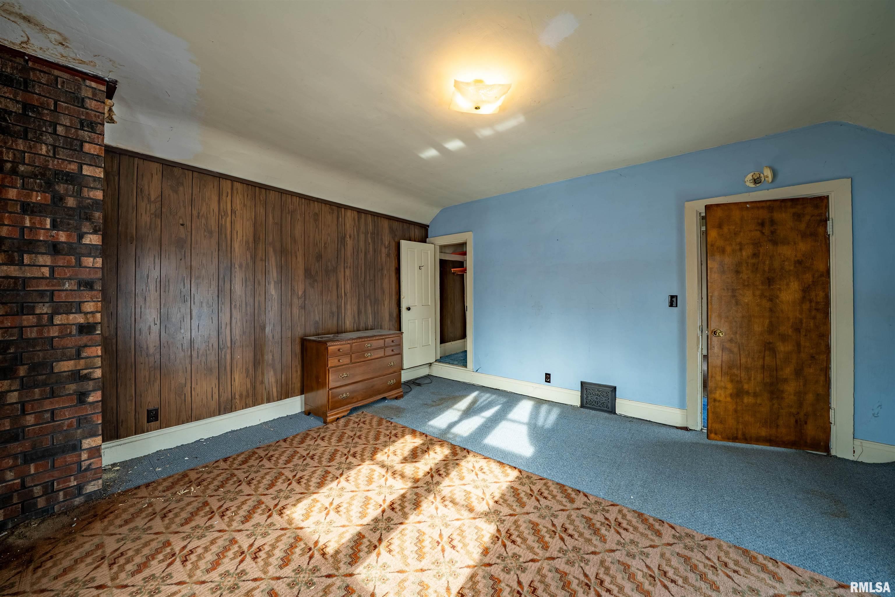 1701 West Howett Street Peoria, IL 61605 - Photo 20 of 39