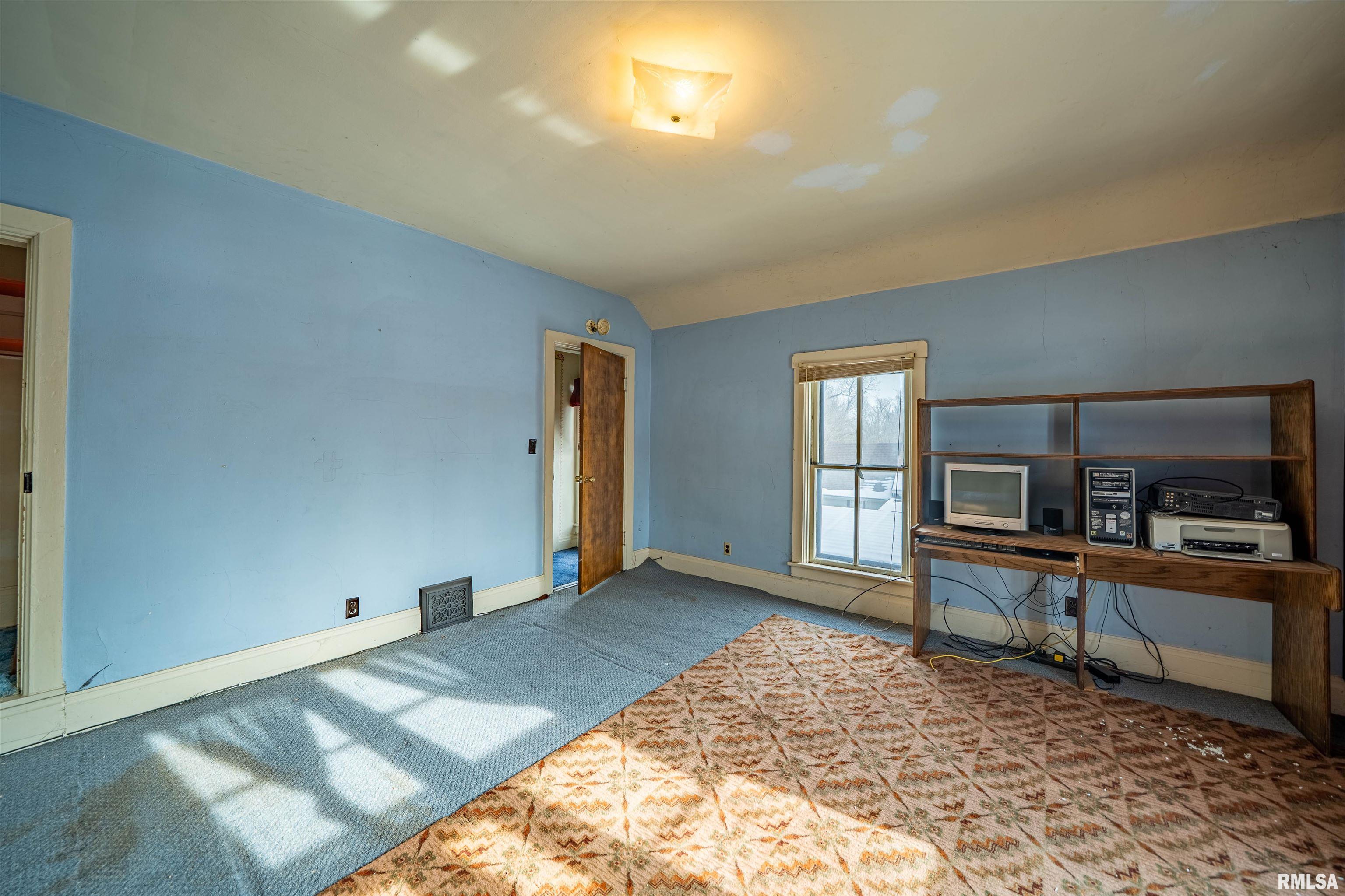 1701 West Howett Street Peoria, IL 61605 - Photo 21 of 39