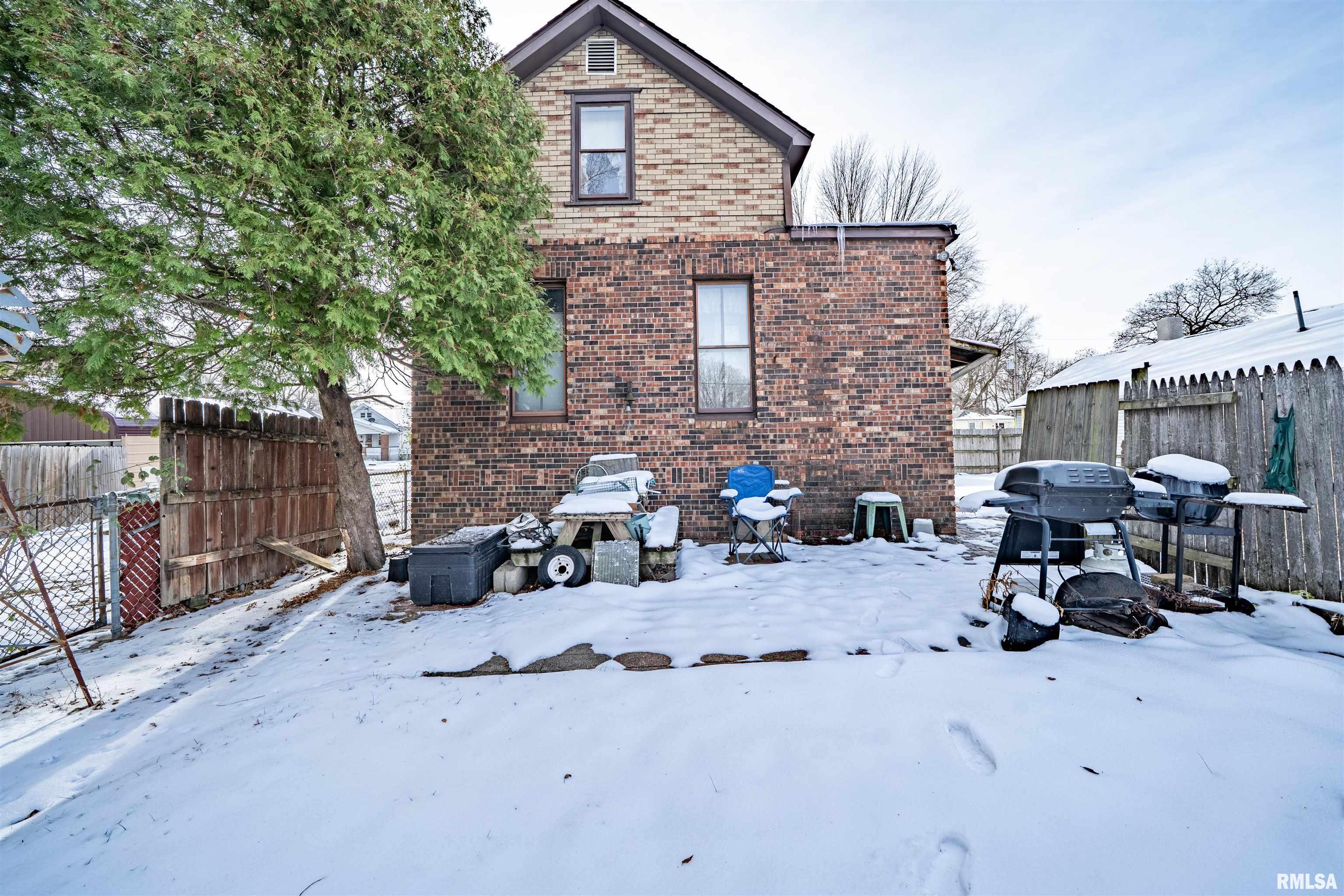 1701 West Howett Street Peoria, IL 61605 - Photo 36 of 39