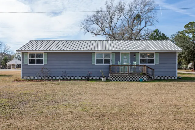 $200,000 | 1630 Farm To Market Road 365, Nome, TX 77629