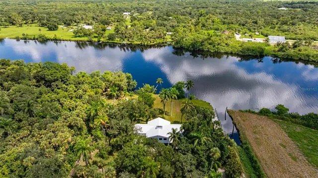 $1,700,000 | 19481 South River Road, Alva, FL 33920