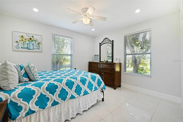 $1,600,000 | 19481 South River Road, Alva, FL 33920